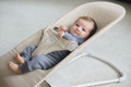 BABYBJÖRN Bouncer Balance Soft  Woven/Jersey Tri Fabric, Light Beige