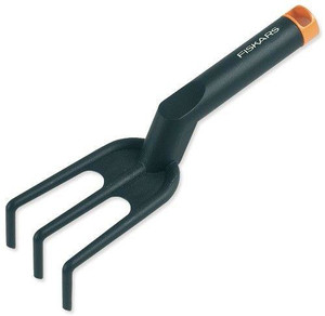 Fiskars Solid Cultivator