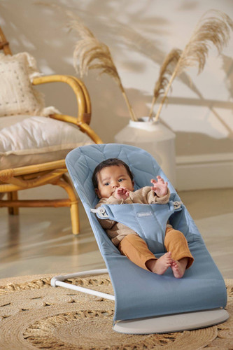 BABYBJÖRN Bliss Woven Baby Bouncer, Blue (Light Grey, Petal Quilt)