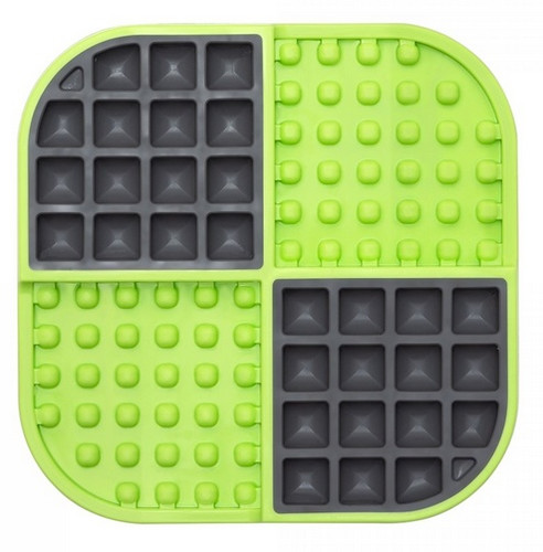 LickiMat Slomo for Dogs, green