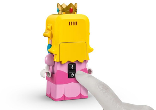LEGO Super Mario Adventures with Interactive LEGO Peach 6+