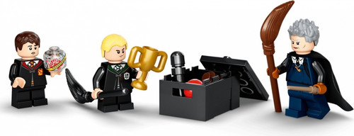 LEGO Harry Potter Hogwarts First Flying Lesson 7+