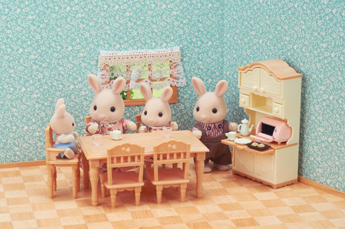 Sylvanian Families Dining Room Set 3+