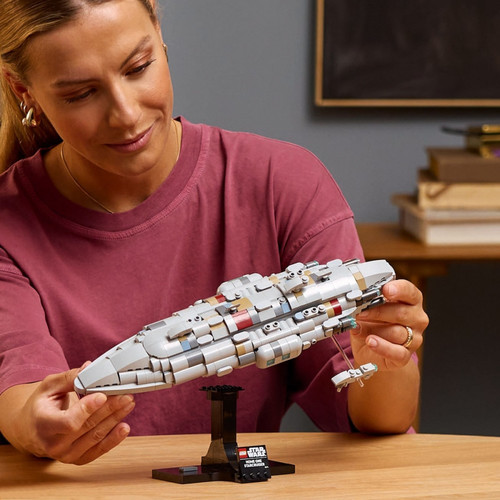 LEGO Star Wars Home One Starcruiser 18+